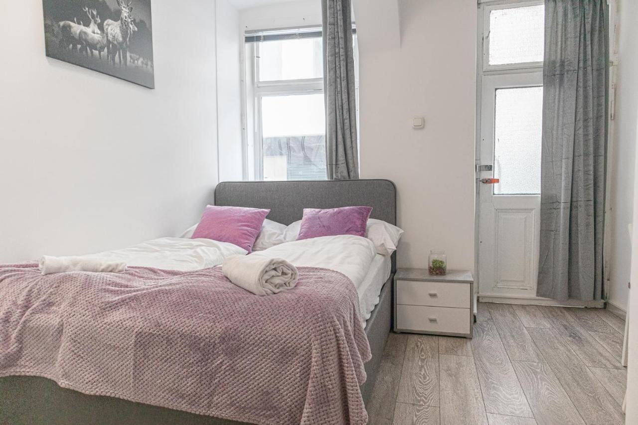 Cozy Room @ Hauptbahnhof - Well Situated & Central Bécs Kültér fotó